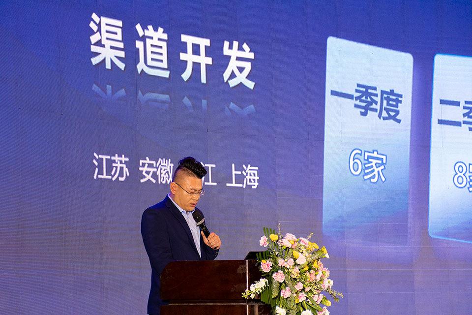 DSC_3584.jpg DSC_3584.jpg